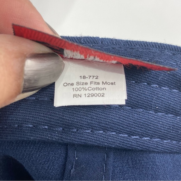 VIZCAYA Museum and Garden snap back Navy and white hat - Picture 12 of 14